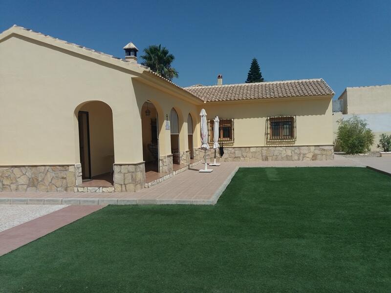 1301102 3 Bedroom Villa for Sale in Arboleas, Almería