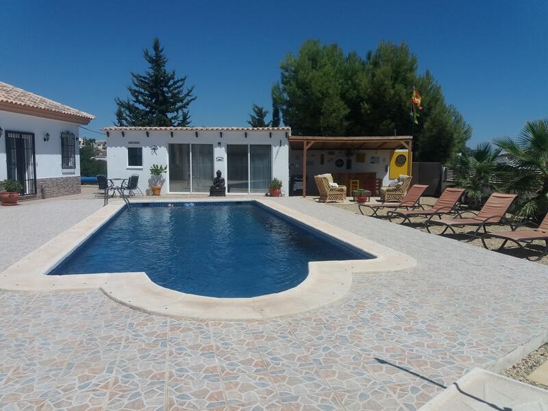 130-1105: Villa for Sale in Partaloa, Almería