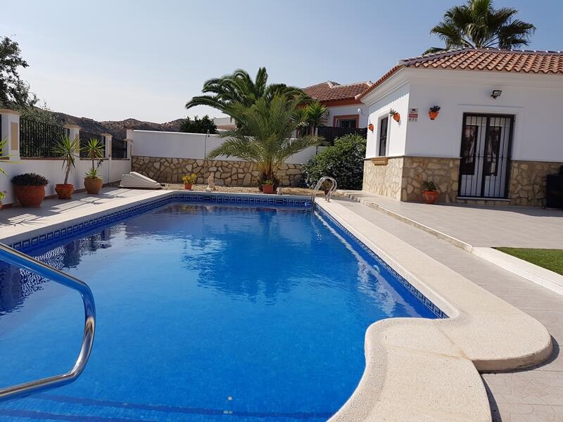 130-1118: Villa for Sale in Arboleas, Almería