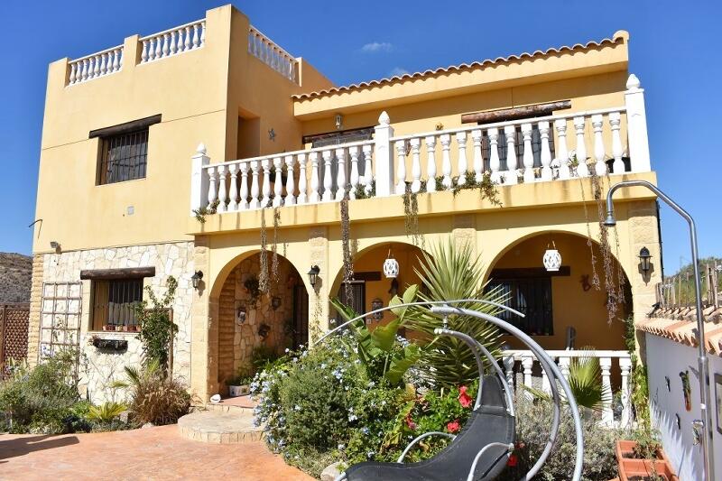 130-1120: Villa for Sale in Taberno, Almería 130-1120: Villa for Sale in Taberno, Almería