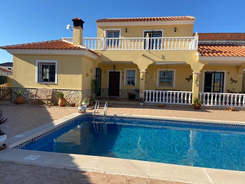 1301127 3 Bedroom Villa for Sale in Arboleas, Almería