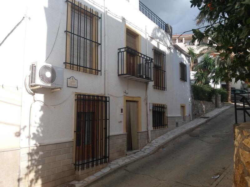 130-1186: Townhouse for Sale in Arboleas, Almería