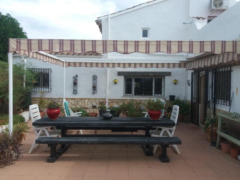 130-1292: Cortijo: Traditional Cottage for Sale in Albox, Almería