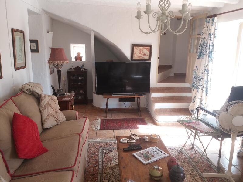 130-1292: Cortijo: Traditional Cottage for Sale in Albox, Almería