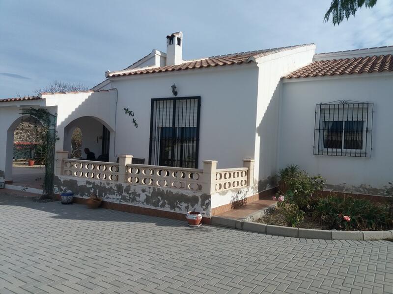 130-1312: Villa for Sale in Arboleas, Almería