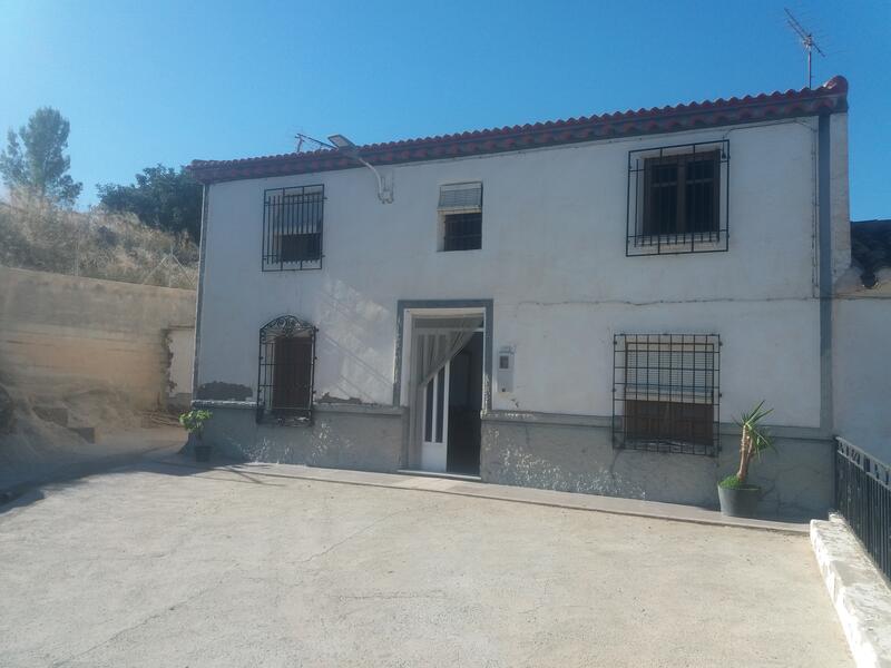 130-1314: Village House for Sale in Arboleas, Almería