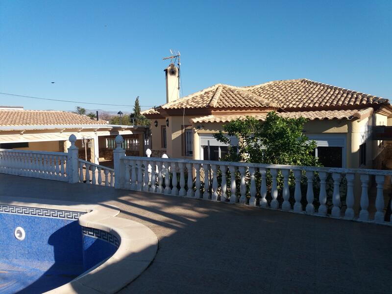 130-1318: Villa for Sale in Arboleas, Almería