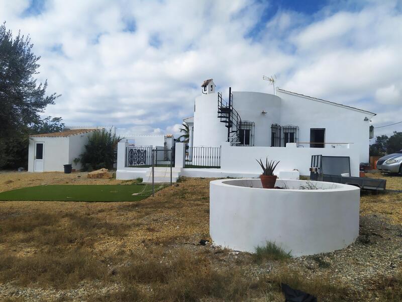 130-1326: Villa for Sale in Albox, Almería
