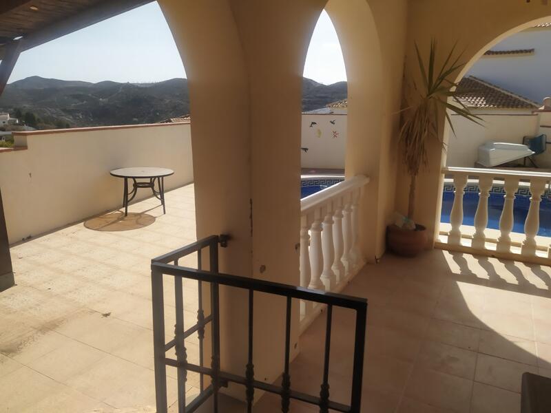 130-1329: Villa for Sale in Arboleas, Almería