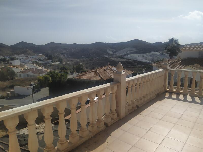 130-1329: Villa for Sale in Arboleas, Almería