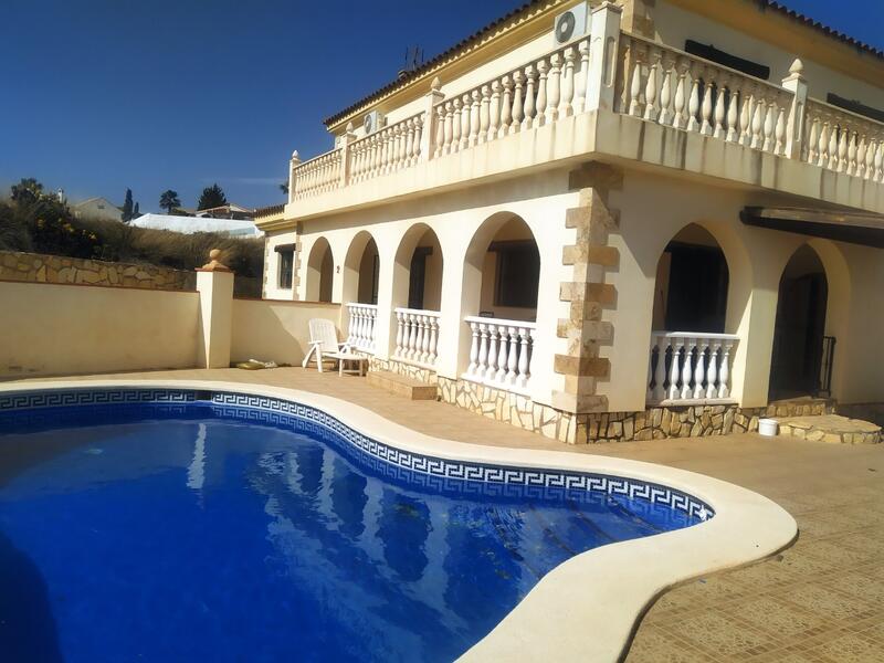 130-1329: Villa for Sale in Arboleas, Almería