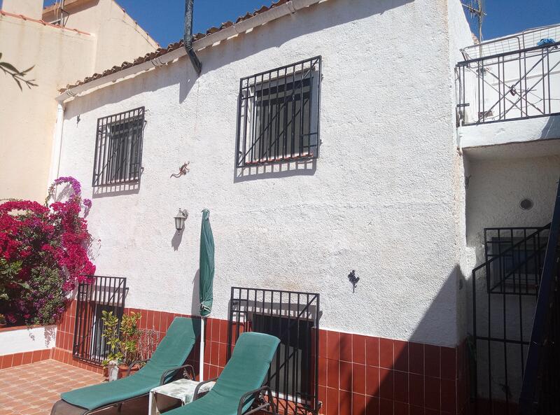 130-1339: Townhouse for Sale in Arboleas, Almería