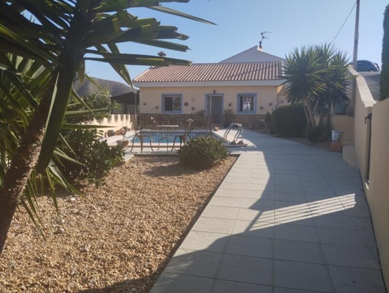 130-1361: Villa for Sale in Arboleas, Almería