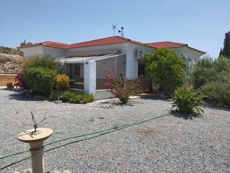 130-1363: Villa for Sale in Arboleas, Almería