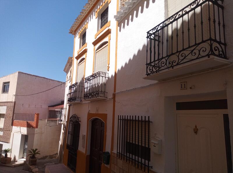 130-1366: Townhouse for Sale in Zurgena, Almería