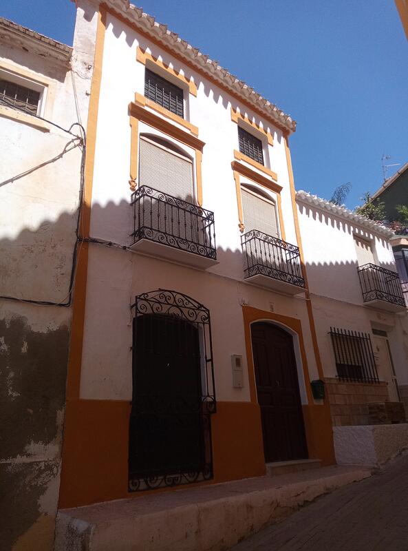 130-1366: Townhouse for Sale in Zurgena, Almería