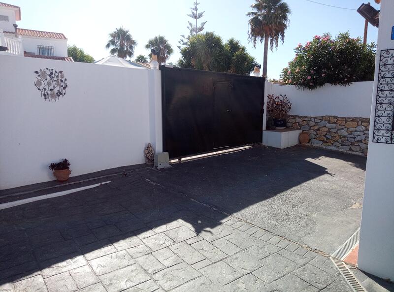 130-1368: Villa for Sale in Arboleas, Almería