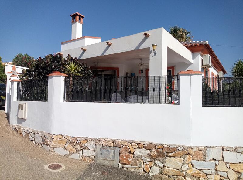 130-1370: Villa for Sale in Arboleas, Almería