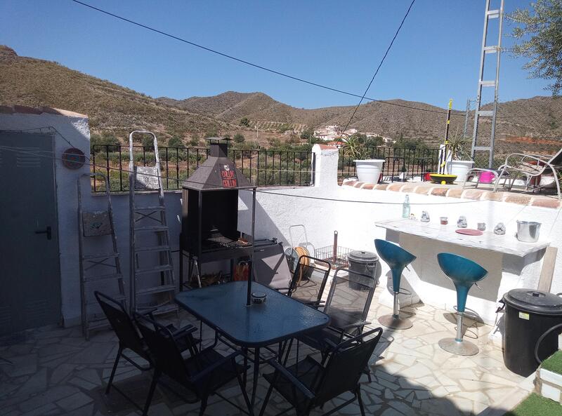 130-1371: Cortijo: Traditional Cottage for Sale in Cantoria, Almería