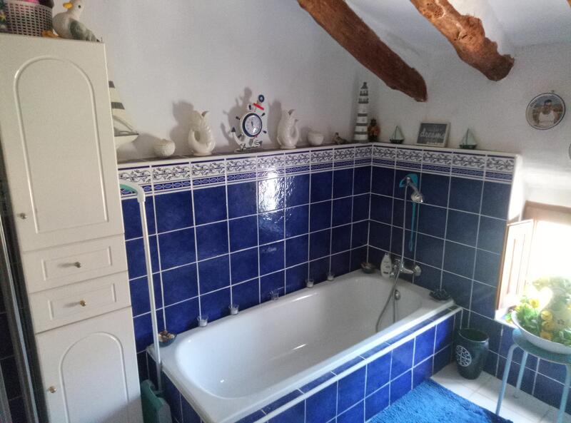130-1371: Cortijo: Traditional Cottage for Sale in Cantoria, Almería