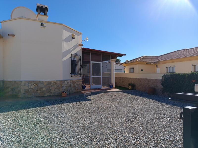 130-1393: Villa for Sale in Arboleas, Almería