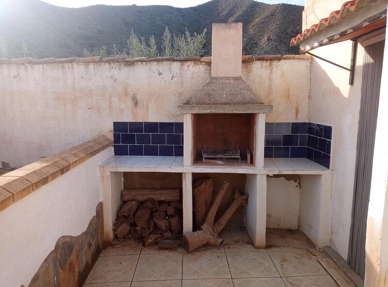 130-1394: Cortijo: Traditional Cottage for Sale in Arboleas, Almería