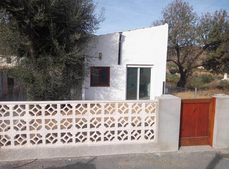 130-1394: Cortijo: Traditional Cottage for Sale in Arboleas, Almería