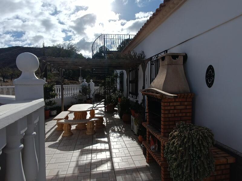 130-1398: Villa for Sale in Arboleas, Almería