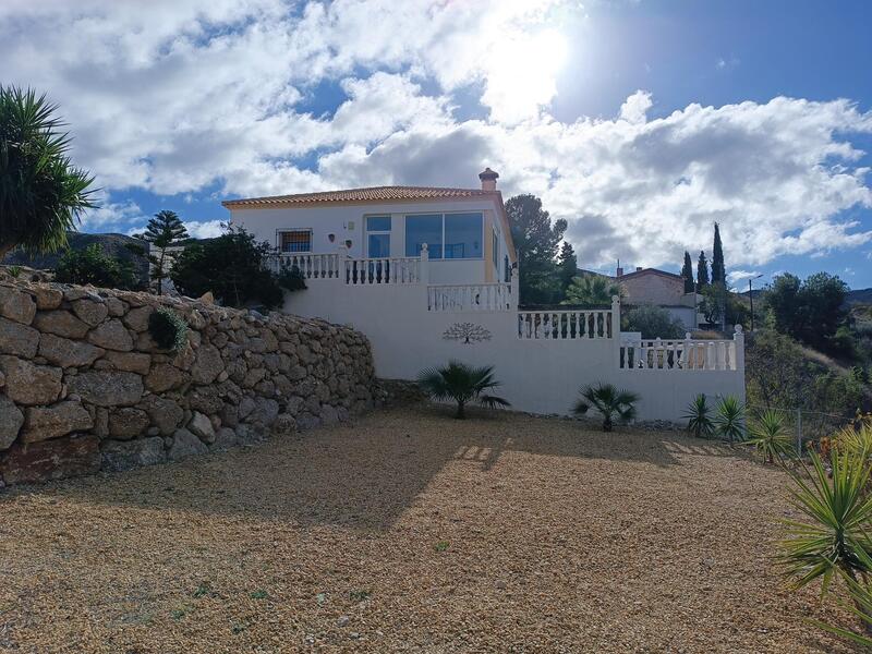 130-1398: Villa for Sale in Arboleas, Almería