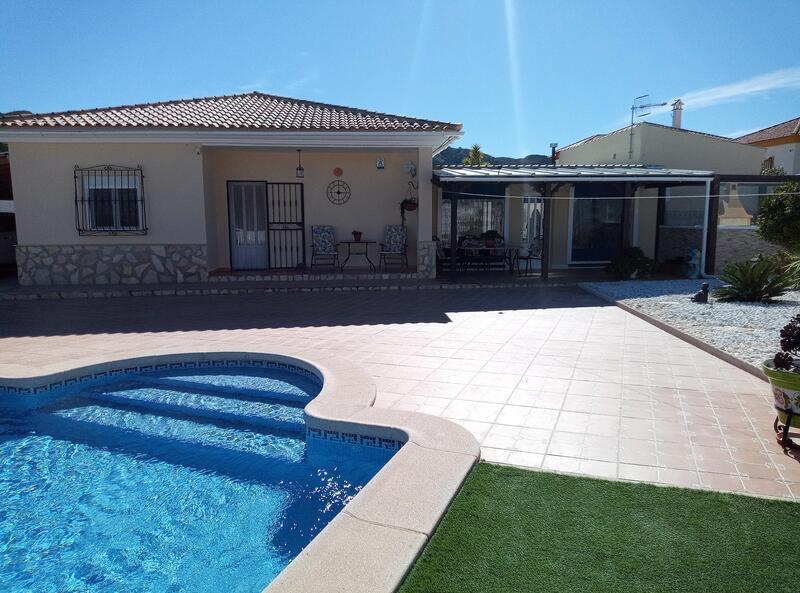 130-1400: Villa for Sale in Arboleas, Almería