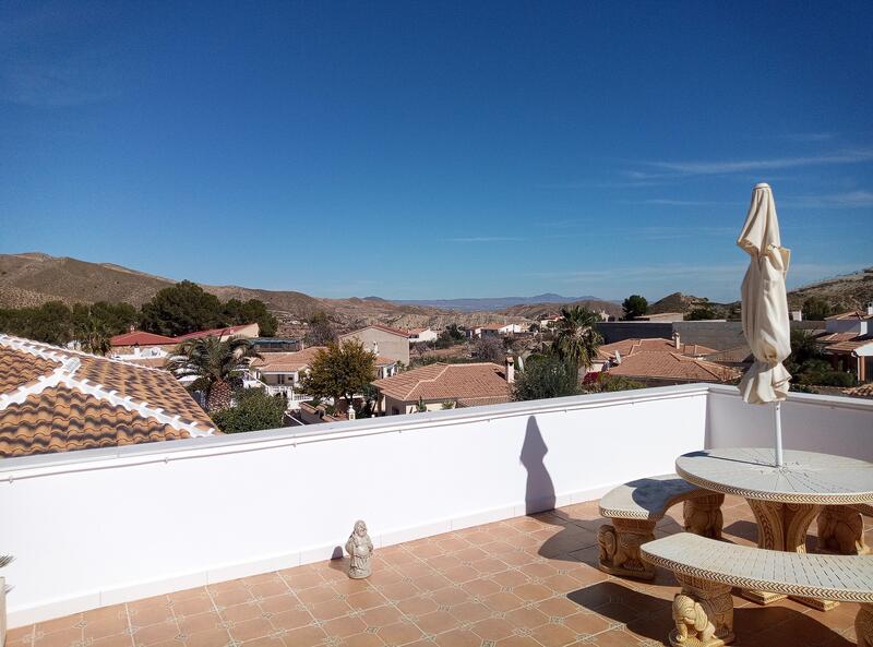 130-1400: Villa for Sale in Arboleas, Almería