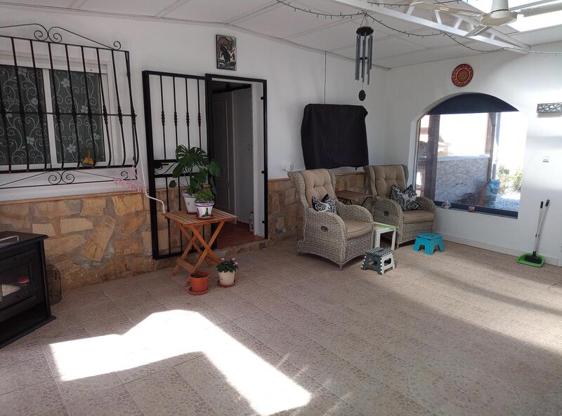 130-1400: Villa for Sale in Arboleas, Almería