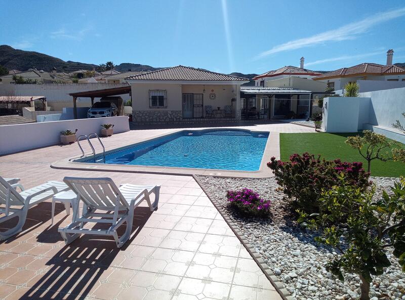 130-1400: Villa for Sale in Arboleas, Almería