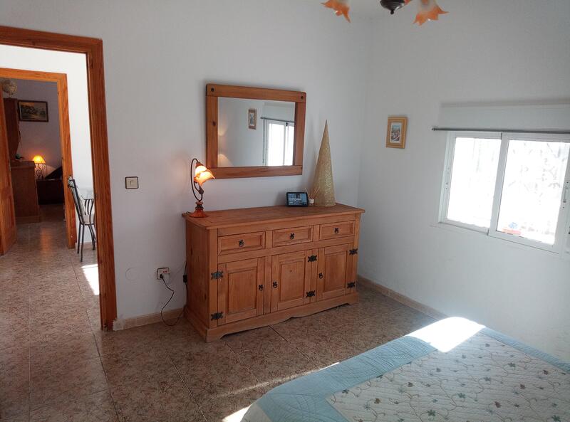 130-1402: Cortijo: Traditional Cottage for Sale in Arboleas, Almería