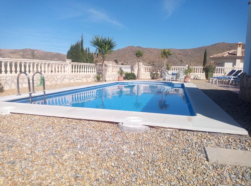 130-1405: Villa for Sale in Arboleas, Almería