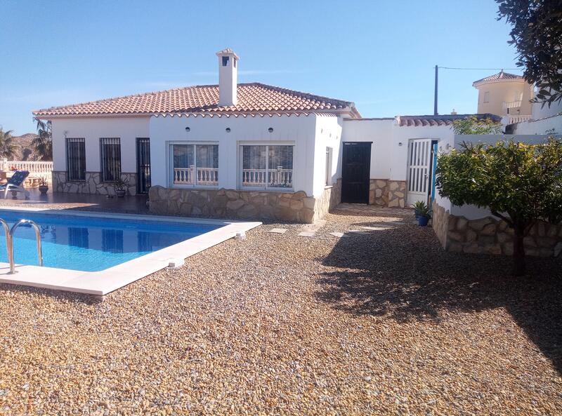 130-1405: Villa for Sale in Arboleas, Almería