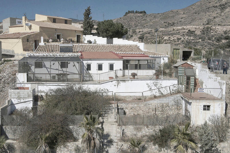 Cortijo: Traditional Cottage for Sale in Huercal-Overa, Almería
