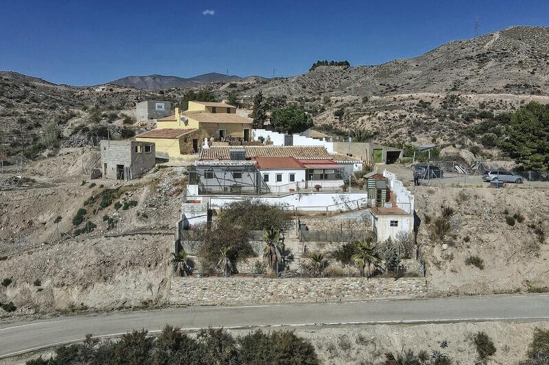 130-1408: Cortijo: Traditional Cottage for Sale in Huercal-Overa, Almería