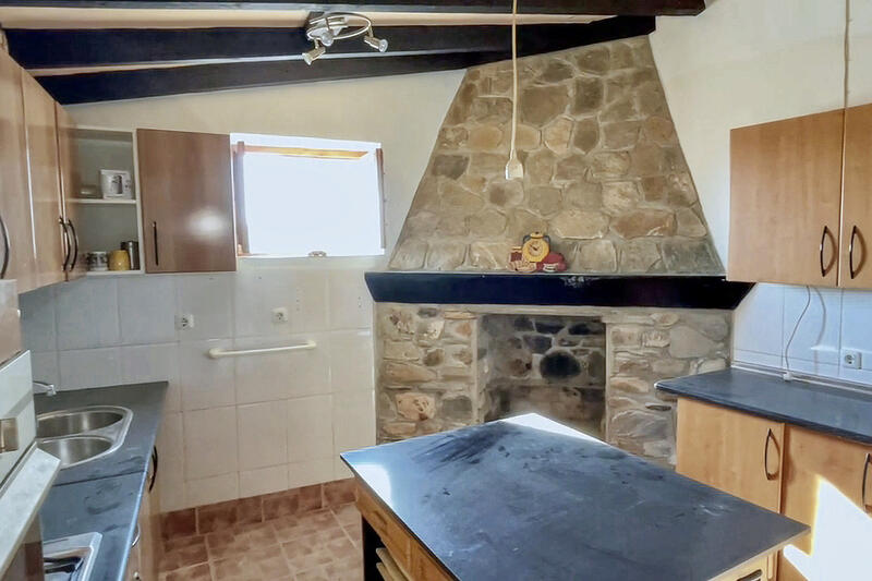 130-1408: Cortijo: Traditional Cottage for Sale in Huercal-Overa, Almería