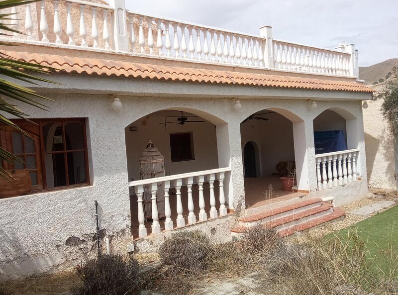 130-1409: Cortijo: Traditional Cottage for Sale in Arboleas, Almería