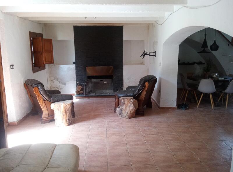 130-1409: Cortijo: Traditional Cottage for Sale in Arboleas, Almería