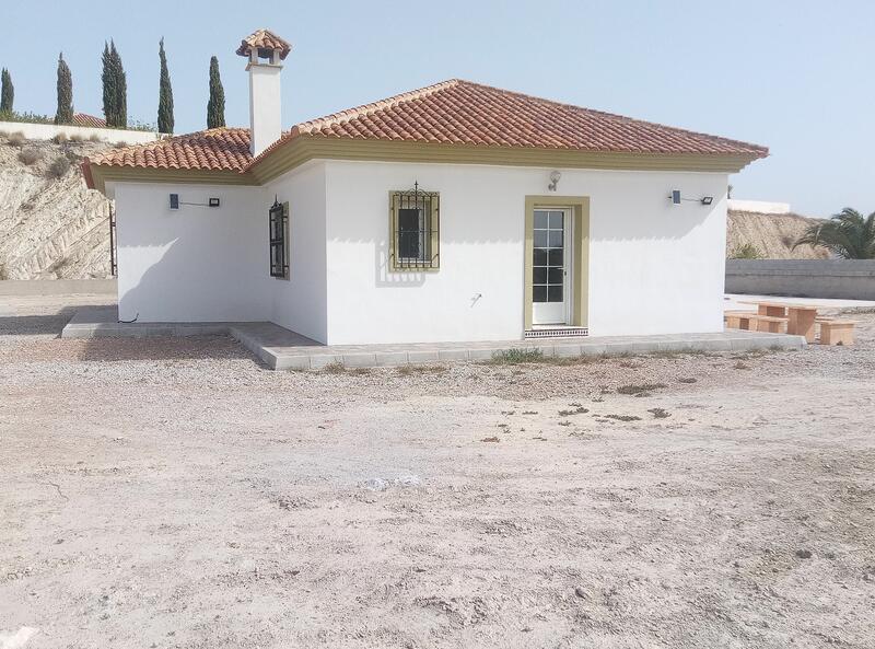 130-1410: Villa for Sale in Albox, Almería