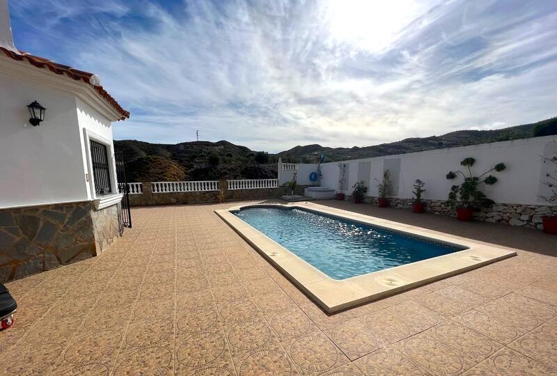 130-1414: Villa for Sale in Arboleas, Almería