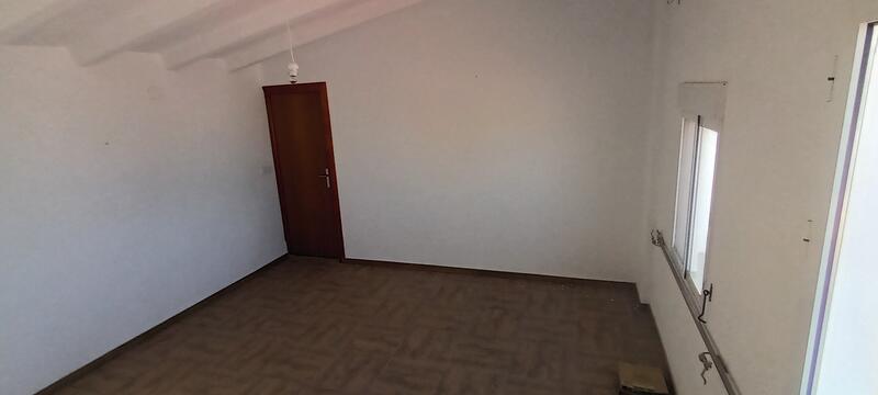 130-1425: Cortijo: Traditional Cottage for Sale in Urcal, Almería