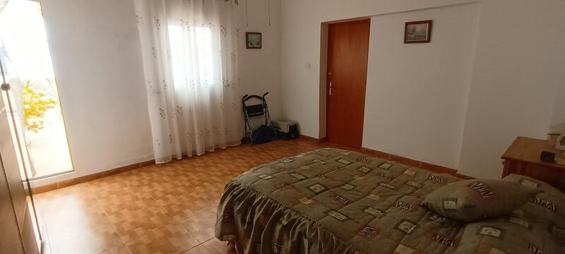 130-1425: Cortijo: Traditional Cottage for Sale in Urcal, Almería