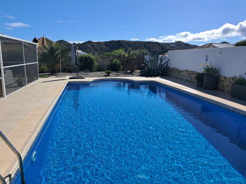 130-1479: Villa for Sale in Arboleas, Almería