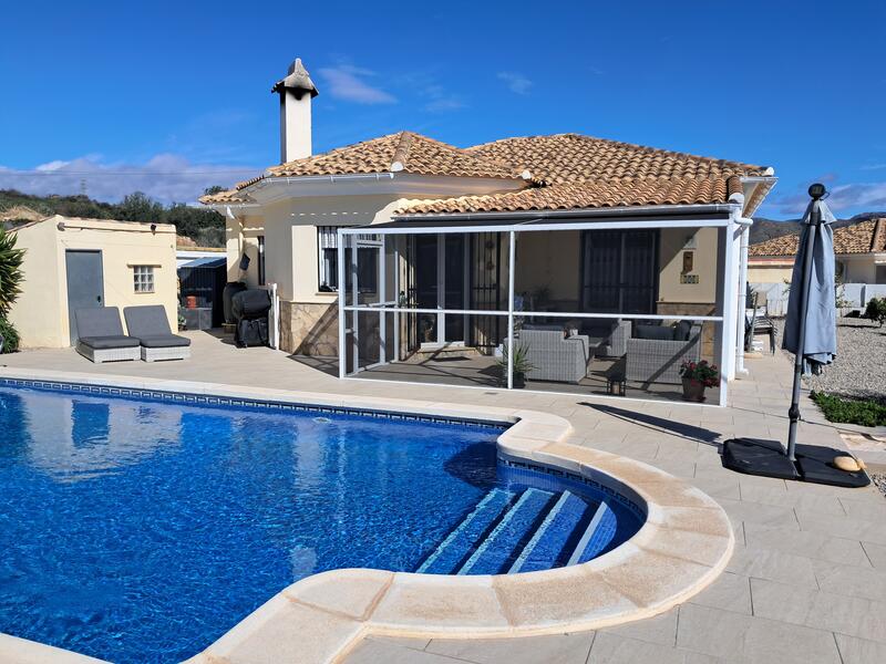 130-1479: Villa for Sale in Arboleas, Almería