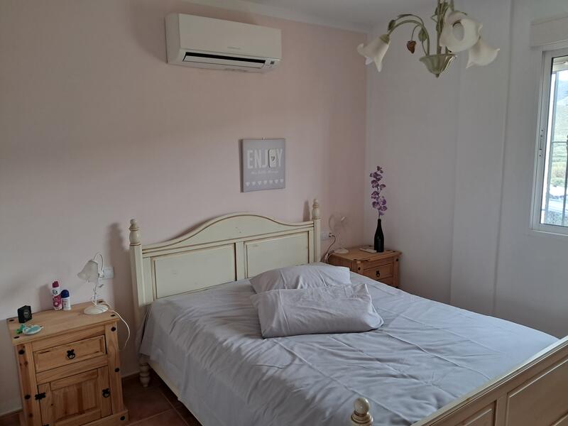 130-1480: Villa for Sale in Arboleas, Almería