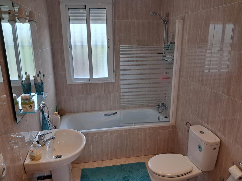 130-1480: Villa for Sale in Arboleas, Almería