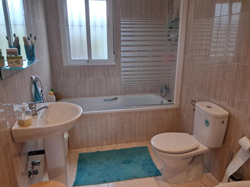 130-1480: Villa for Sale in Arboleas, Almería